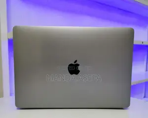 New Laptop Apple MacBook Pro 2019 16GB Intel Core I7 SSD 256GB