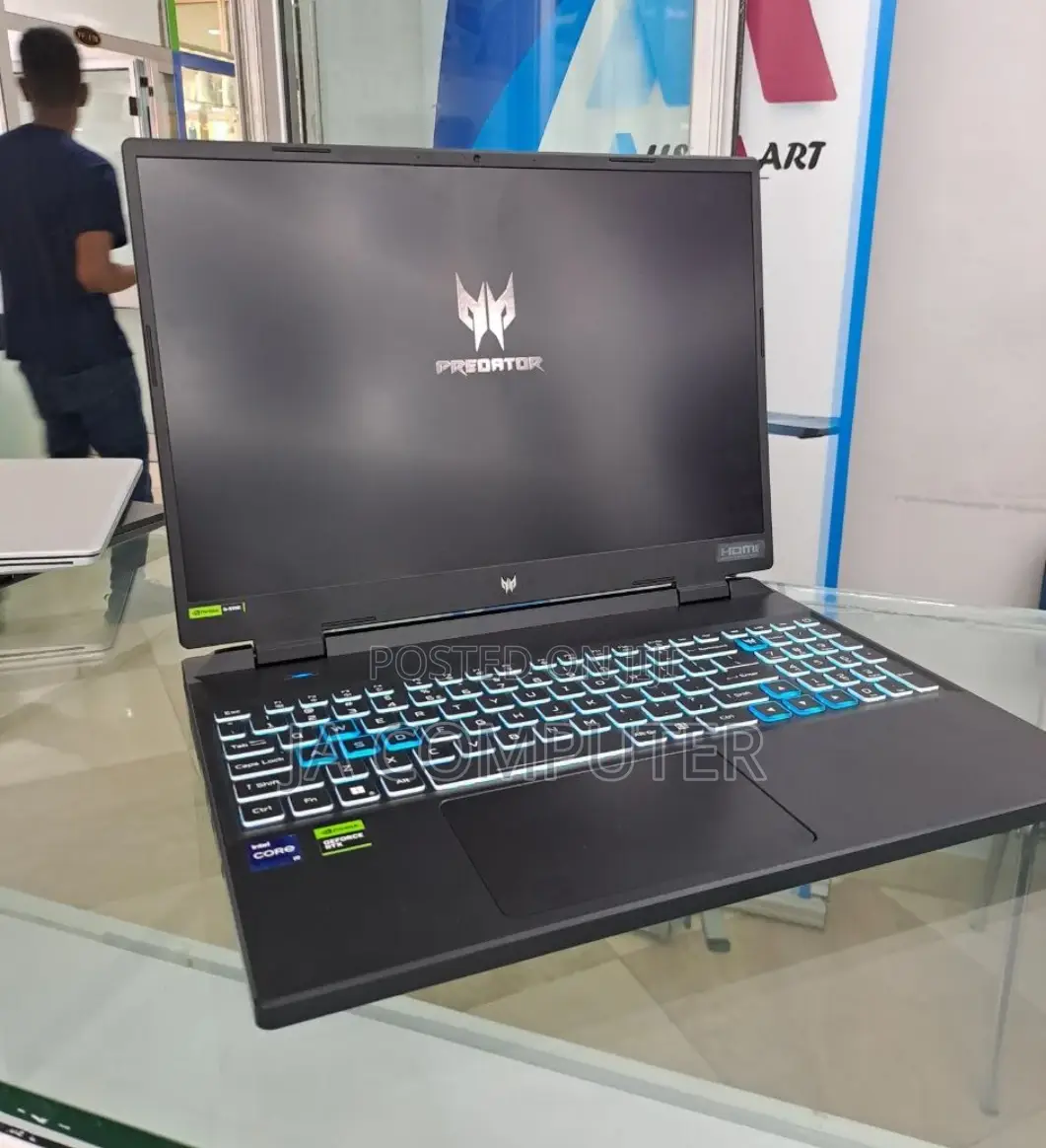 New Laptop Acer Predator Helios 300 16GB Intel Core I9 SSD 1T
