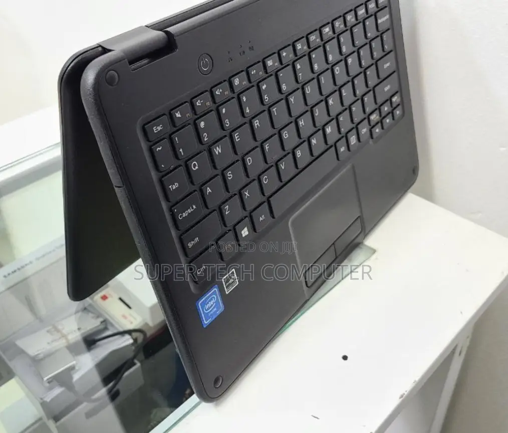 New Laptop Lenovo Yoga 3 4GB Intel Celeron SSD 128GB