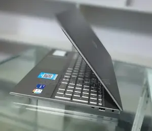 New Laptop HP Stream Notebook 16GB Intel Core I5 SSD 512GB