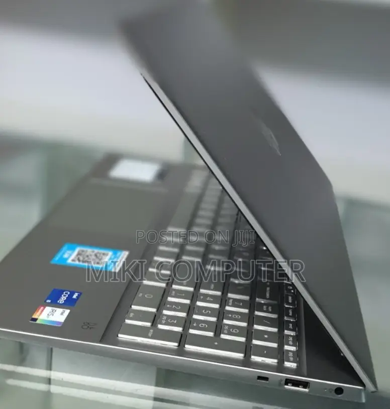 New Laptop HP Stream Notebook 16GB Intel Core I5 SSD 512GB