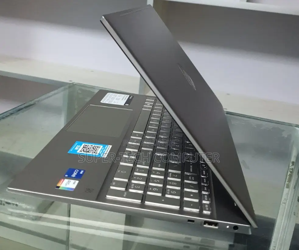 New Laptop HP Stream Notebook 16GB Intel Core I5 SSD 512GB