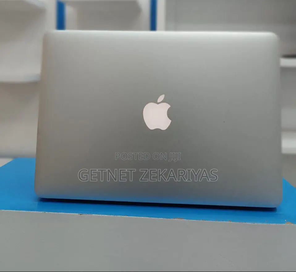 New Laptop Apple MacBook Air 2015 4GB Intel Core I5 SSD 128GB