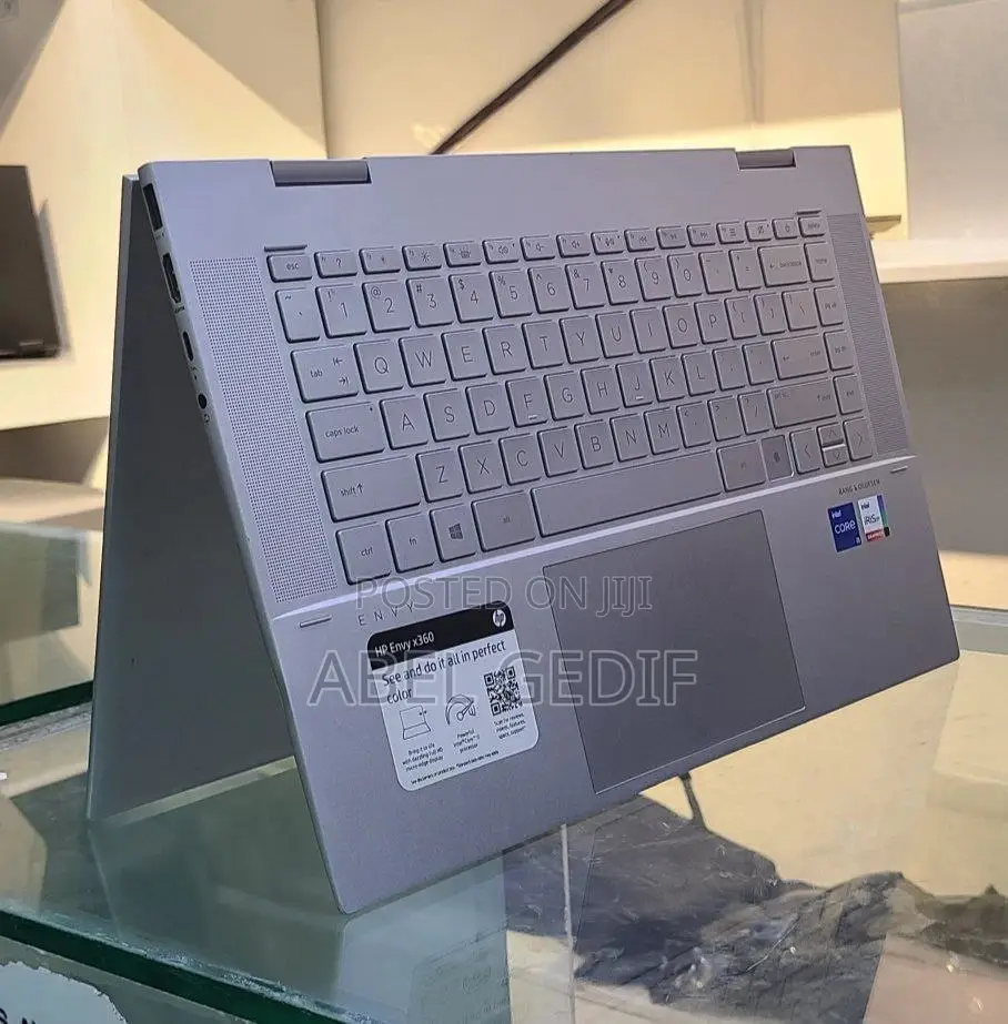New Laptop HP Envy X360 16GB Intel Core I5 SSD 1T