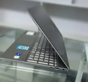 New Laptop HP Stream Notebook 16GB Intel Core I5 SSD 512GB