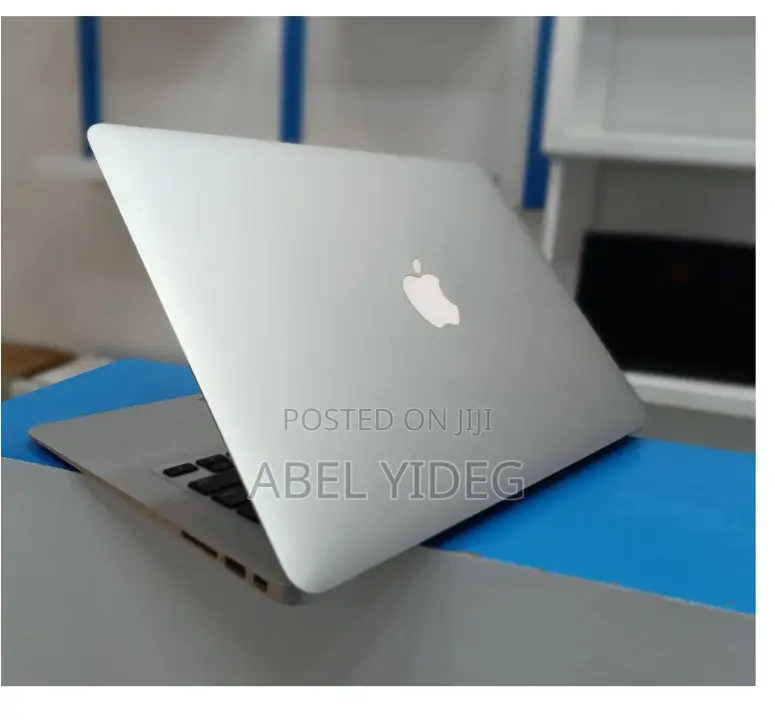 New Laptop Apple MacBook Air 2015 4GB Intel Core I5 SSD 128GB