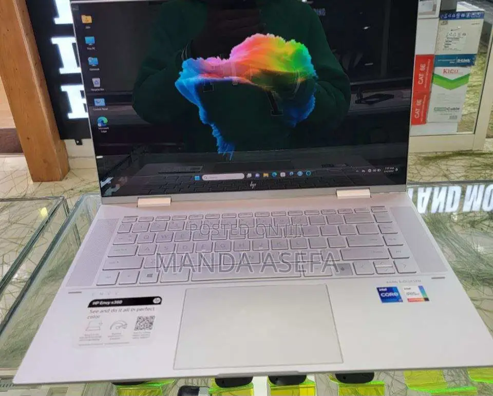 New Laptop HP Envy X360 16GB Intel Core I7 SSD 512GB