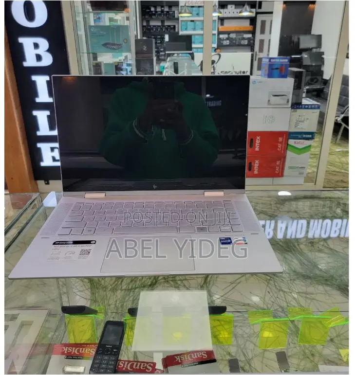 New Laptop HP Envy X360 16GB Intel Core I7 SSD 512GB