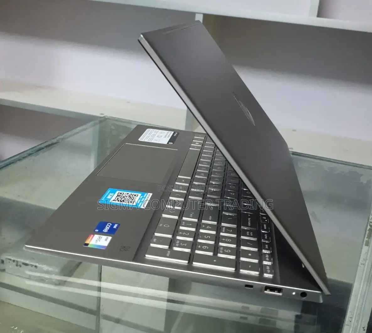 New Laptop HP Stream Notebook 16GB Intel Core I5 SSD 512GB