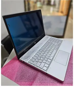 New Laptop HP Pavilion 15 8GB Intel Core I7 SSD 1T