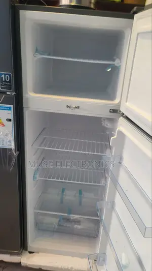 Global Refrigerator 290