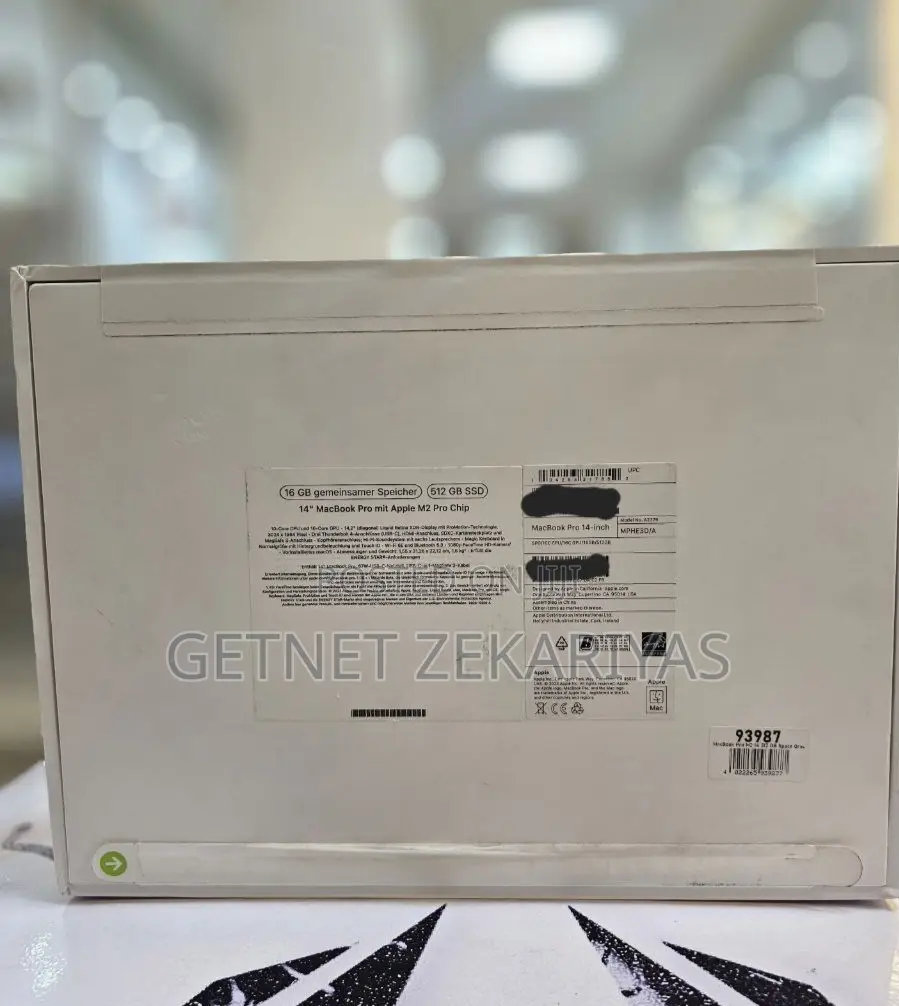 New Laptop Apple MacBook Pro 2022 M2 16GB Apple M2 SSD 512GB