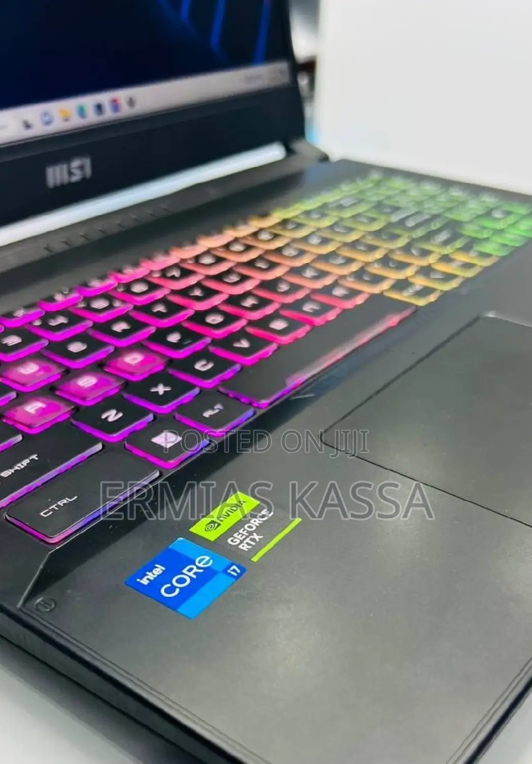 New Laptop MSI Katana 15 16GB Intel Core I7 SSD 512GB