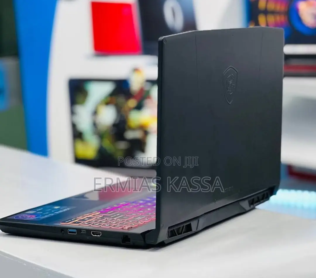 New Laptop MSI Katana 15 16GB Intel Core I7 SSD 512GB