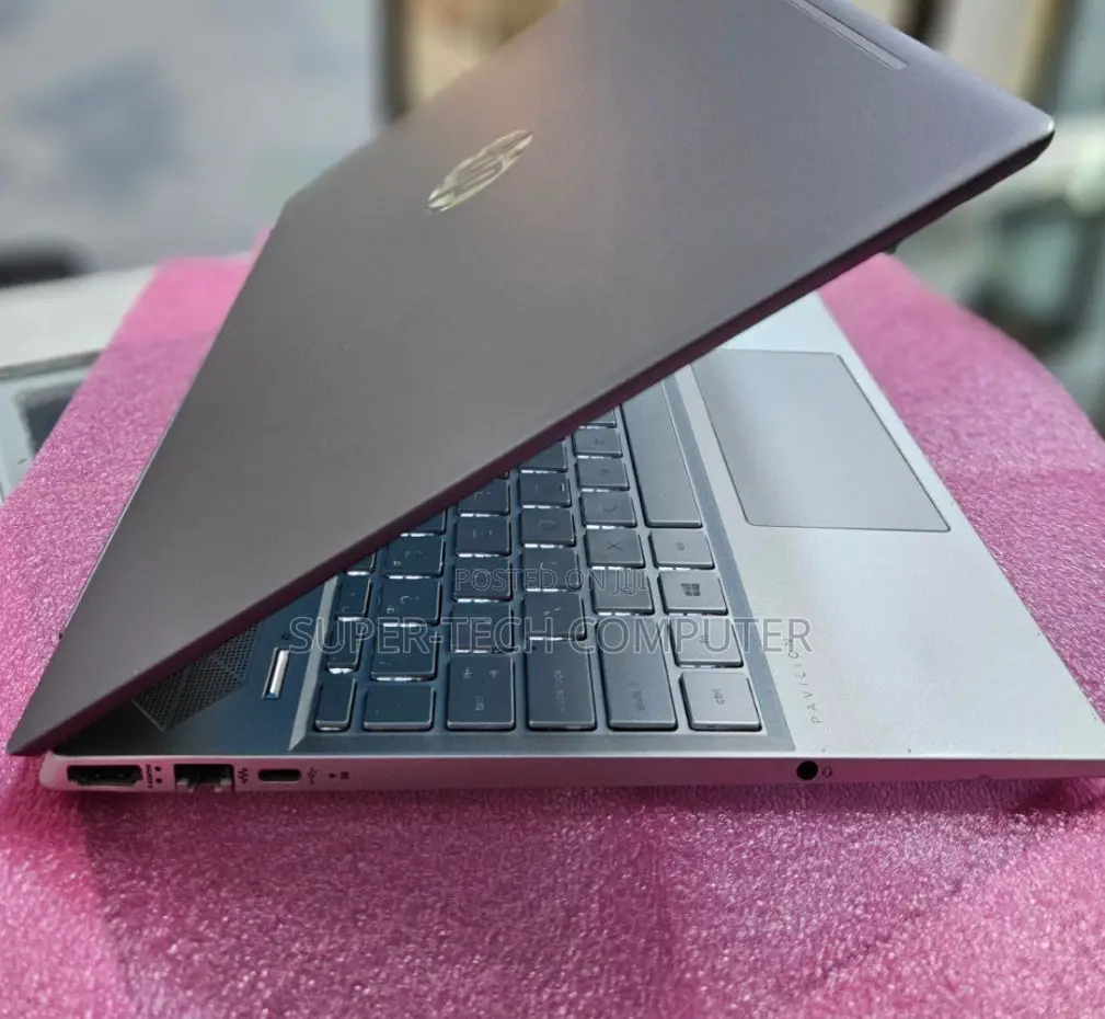 New Laptop HP Pavilion 15 8GB Intel Core I7 SSD 1T