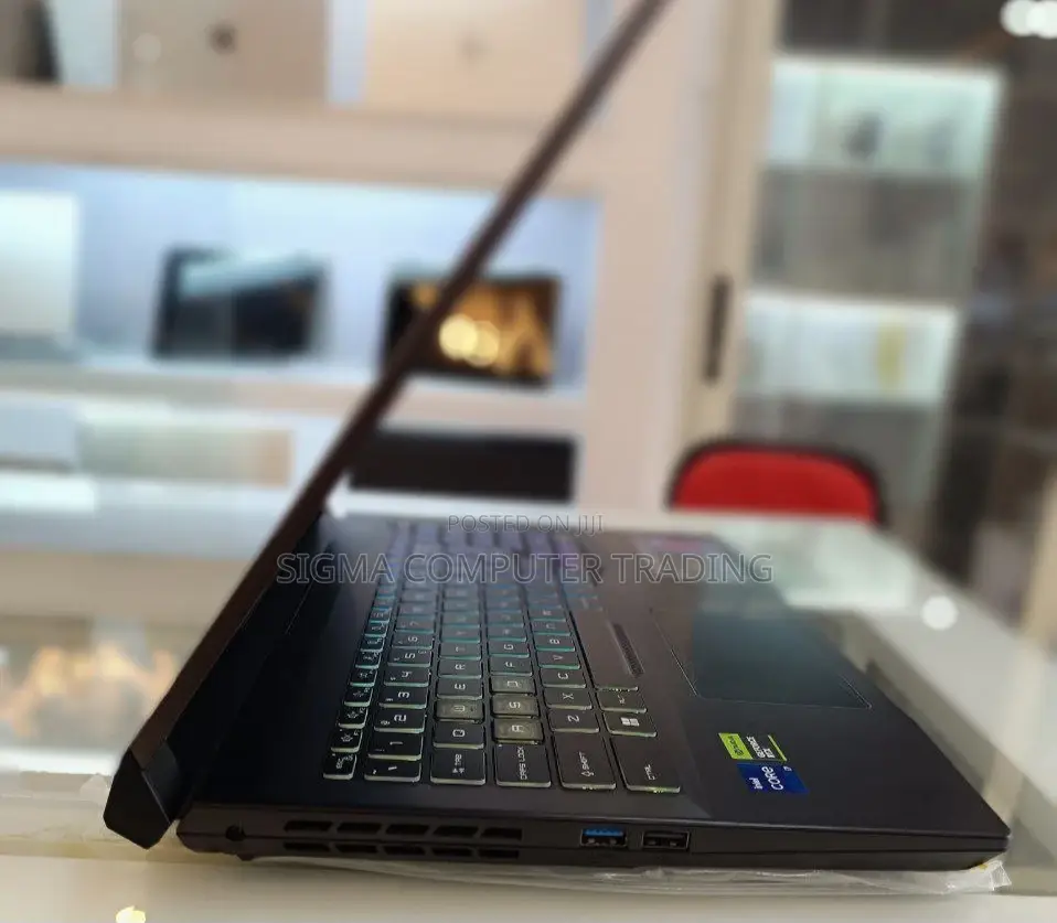 New Laptop MSI GF63 16GB Intel Core I7 SSD 1T