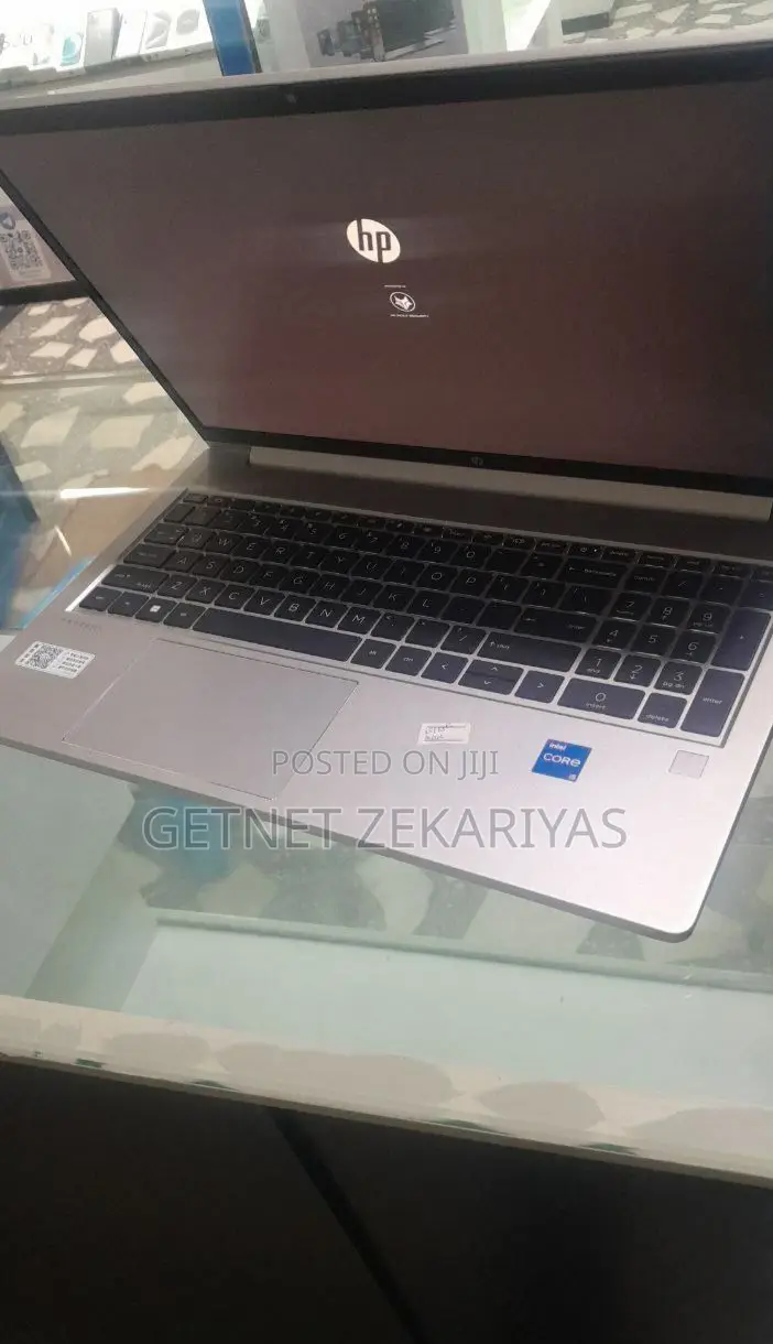 New Laptop HP ProBook 450 G9 16GB Intel Core I5 SSD 512GB