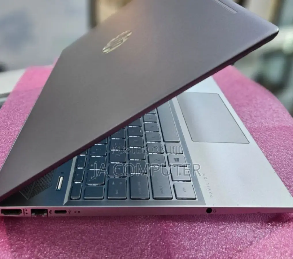 New Laptop HP Pavilion 15 8GB Intel Core I7 HDD 1T