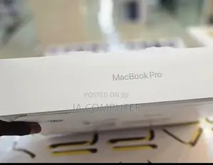 New Laptop Apple MacBook Pro 16GB Apple M2 SSD 512GB