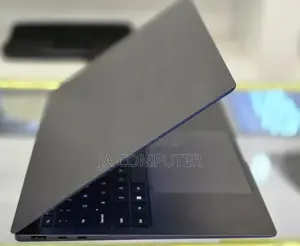 Photo - New Laptop Samsung 16GB Intel Core I7 SSD 1T