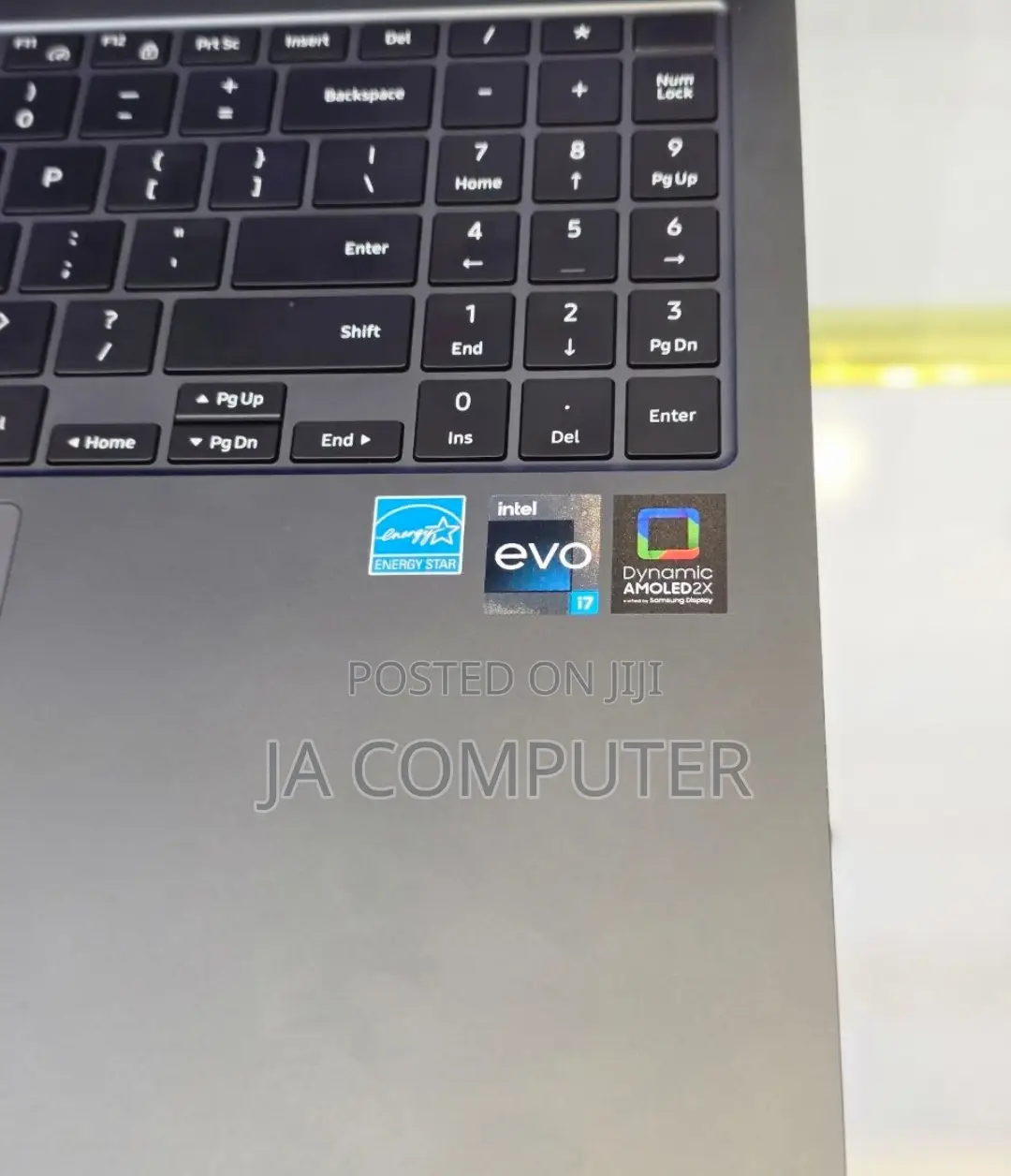 New Laptop Samsung 16GB Intel Core I7 SSD 1T