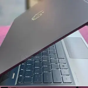 New Laptop HP Pavilion 11 8GB Intel Core I7 SSD 1T