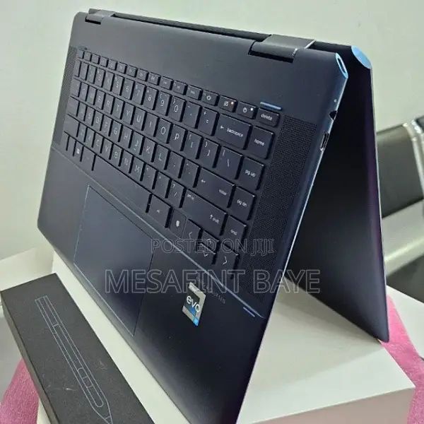 New Laptop HP Spectre 16GB Intel Core I7 SSD 1T