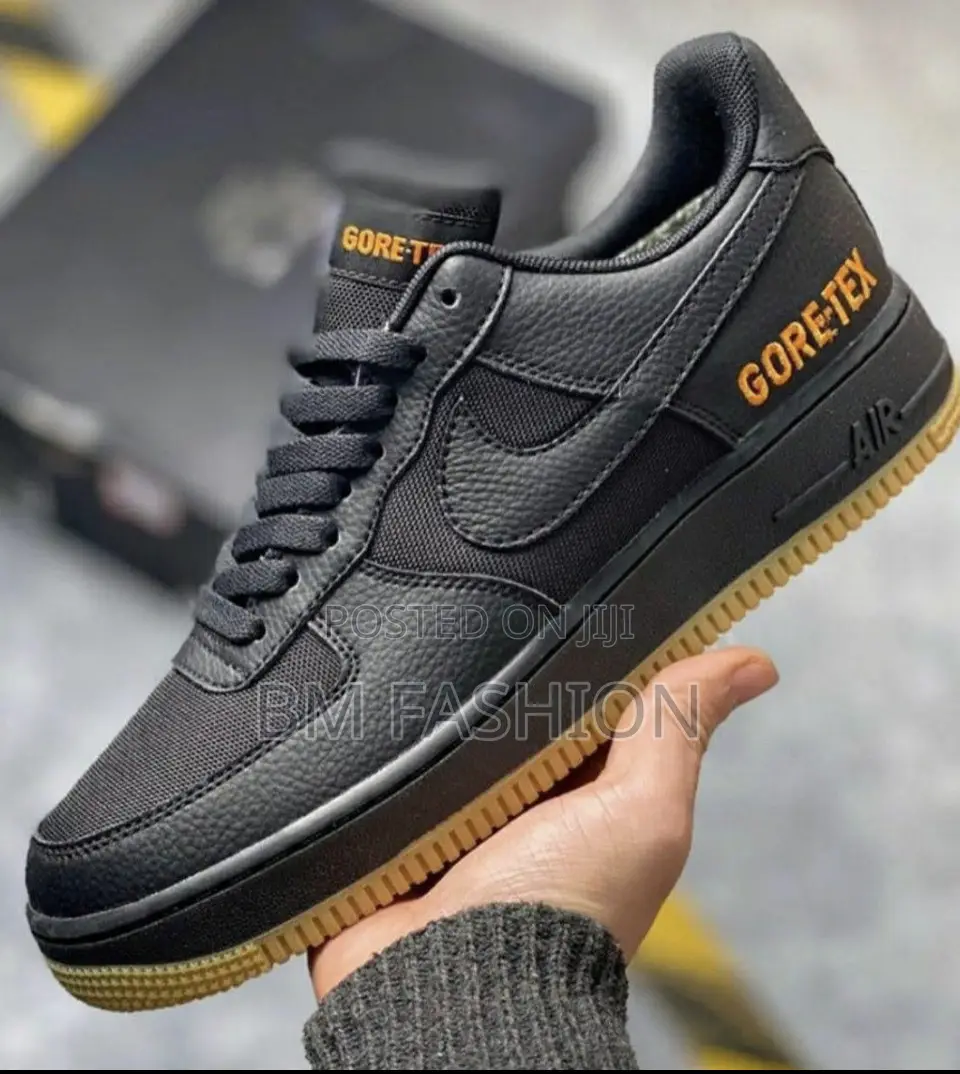 Nike Air Force Gortex Black