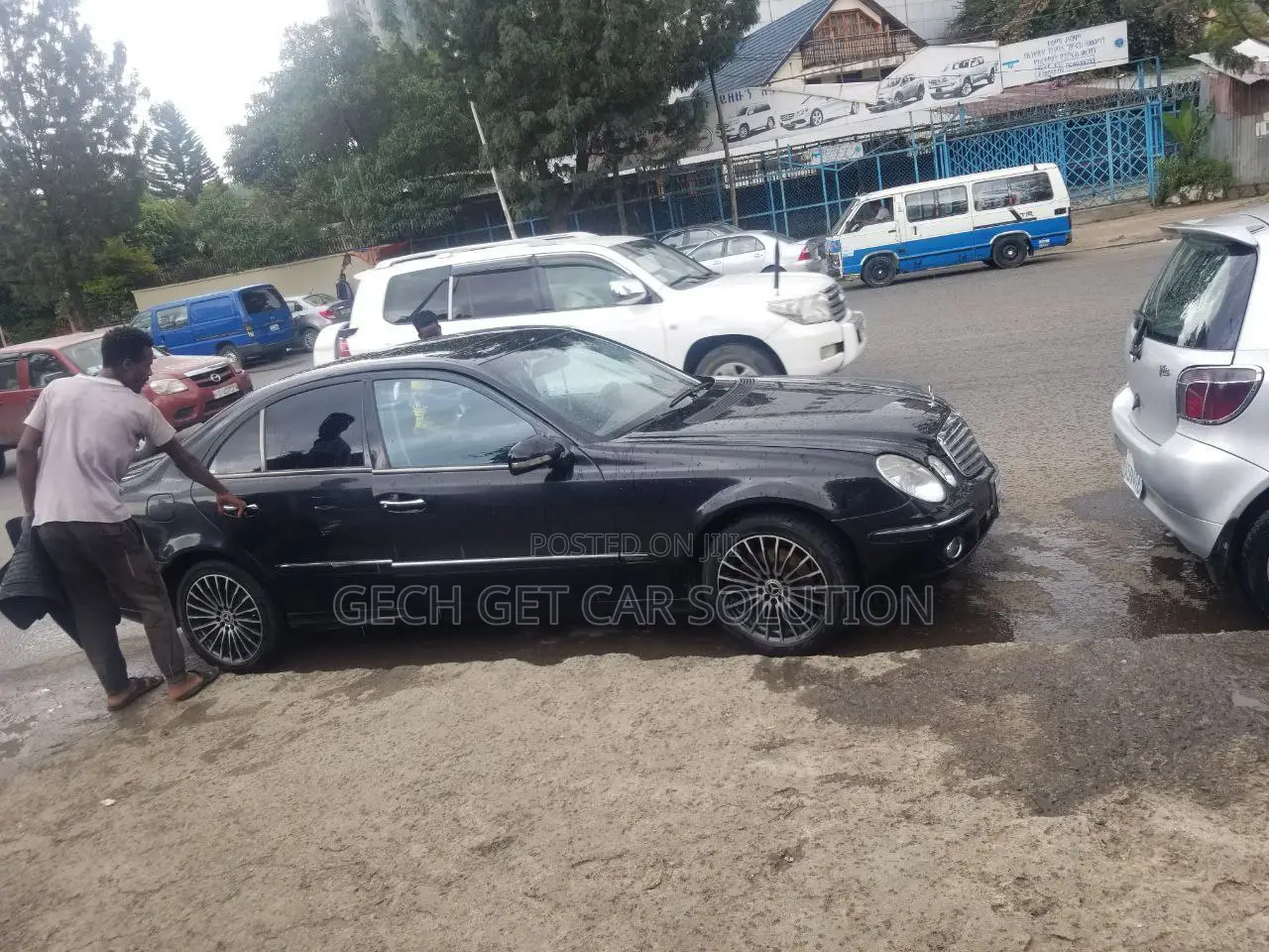 Mercedes-Benz E200 2008 Black