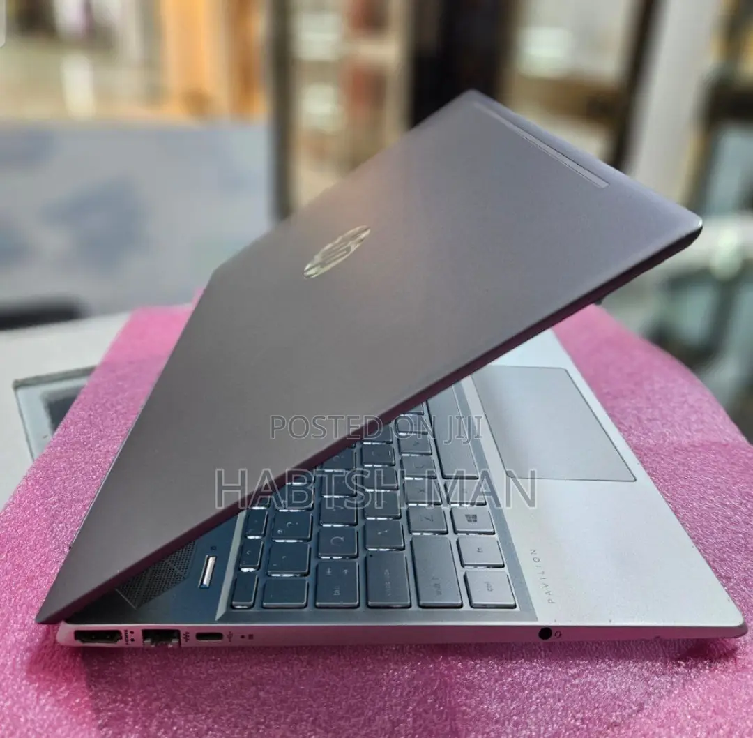 New Laptop HP Pavilion 15 8GB Intel Core I7 SSD 1T
