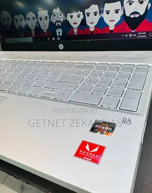 New Laptop HP Pavilion 15 8GB AMD Ryzen 3 HDD+SSD 128GB