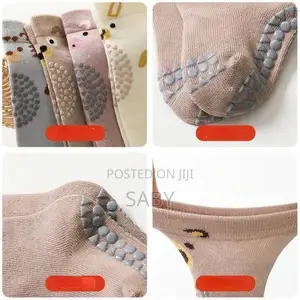 Photo - High Knee Baby Crawling Socks