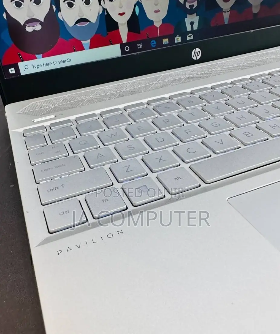 New Laptop HP Pavilion 15 8GB AMD Ryzen 3 HDD+SSD 640GB