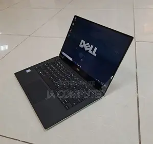 New Laptop Dell XPS 15 8GB Intel Core I7 SSD 512GB