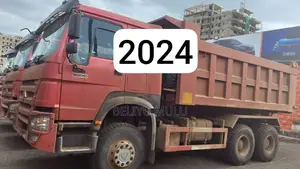 Photo - Sino Howo Dumptruck 2025 Red