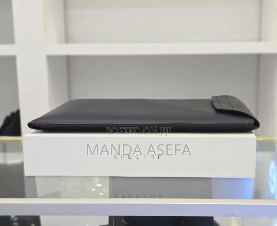 New Laptop HP Spectre 16GB Intel Core I7 SSD 512GB