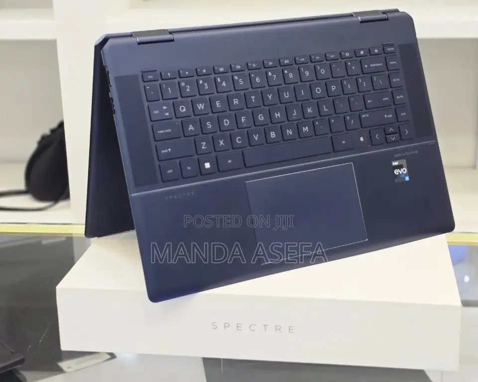 New Laptop HP Spectre 16GB Intel Core I7 SSD 512GB