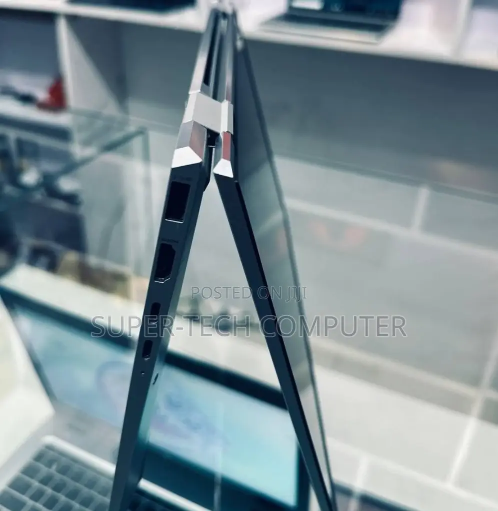 New Laptop HP EliteBook X GB Intel Core I7 SSD 512GB