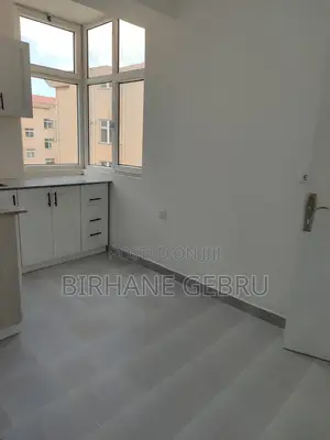 3bdrm House in Apartiment, Bole for rent