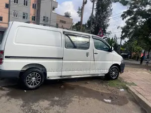 Toyota HiAce 2011 White