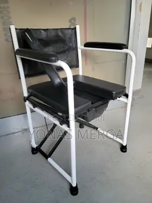 Photo - Commode Chair\ወንበር የሽንት\Potty Chair¶በመኪና ሚገባ|Commode Chair