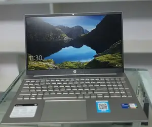 New Laptop HP Stream Notebook 16GB Intel Core I5 SSD 512GB
