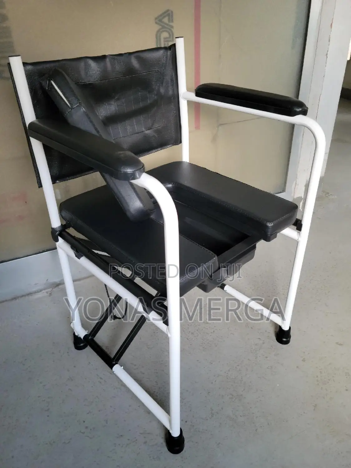 Toilet Chair€ታጣፊዉ Popo Chair§Commode Chair∞Potty Chair|የሽንት