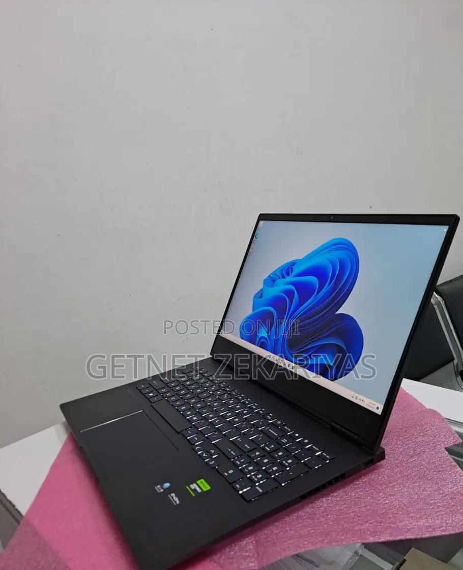 New Laptop HP Omen 16 16GB Intel Core I9 SSD 1T