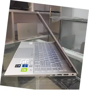 New Laptop HP Pavilion 14 8GB Intel Core I5 SSD 512GB