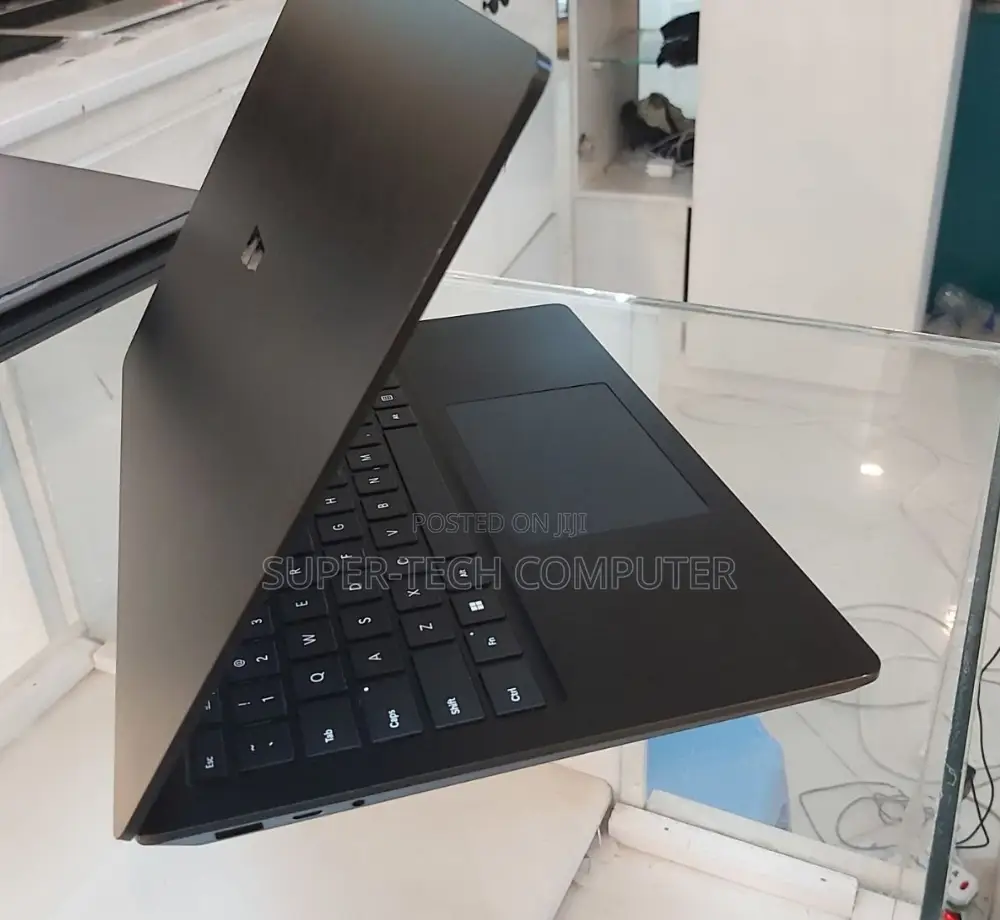 New Laptop Microsoft Surface Laptop 5 32GB Intel Core I7 SSD 512GB