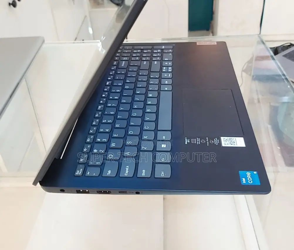 New Laptop Lenovo Ideapad 3 8GB Intel Core I5 SSD 512GB