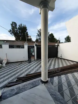 3bdrm Villa in የሚሸጥ ቪላ ቤት ሰሚት ፍየል, Bole for sale