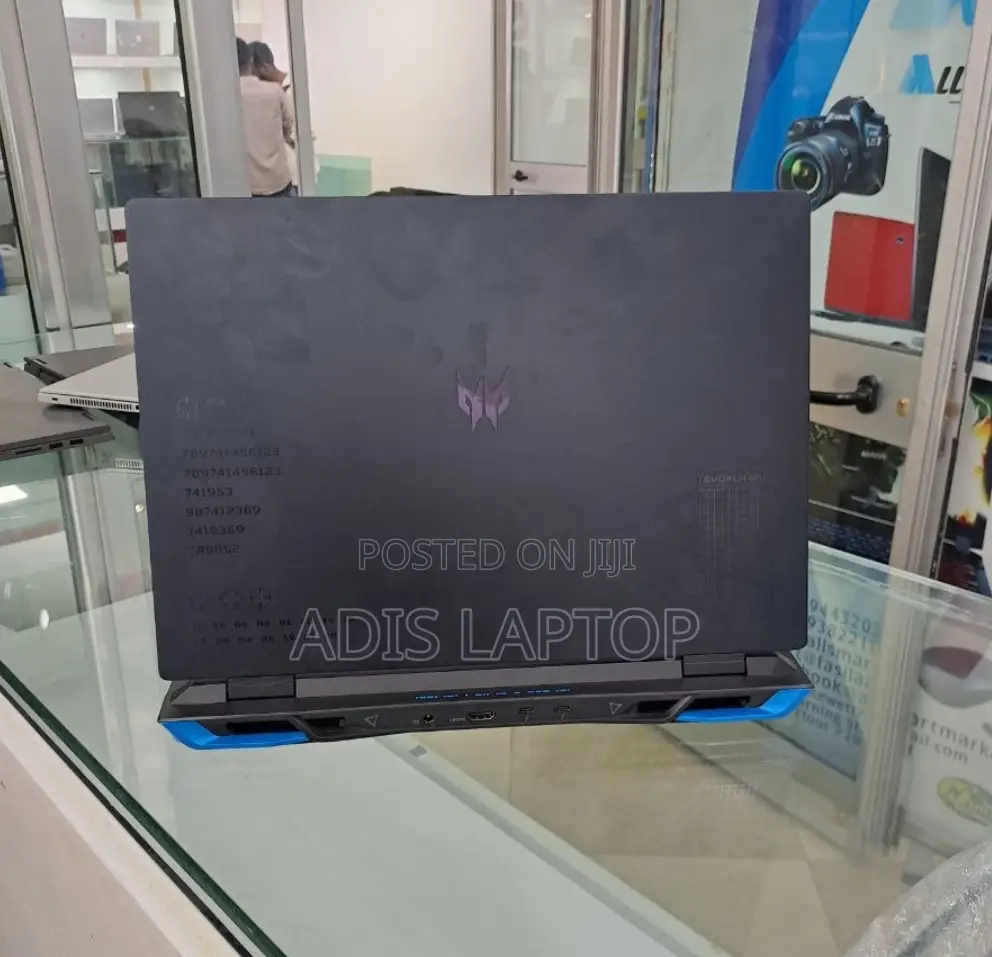 New Laptop Acer Predator Helios 300 16GB Intel Core I9 SSD 1T