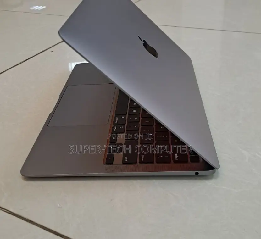 New Laptop Apple MacBook Air 2020 M1 8GB Apple M1 SSD 256GB